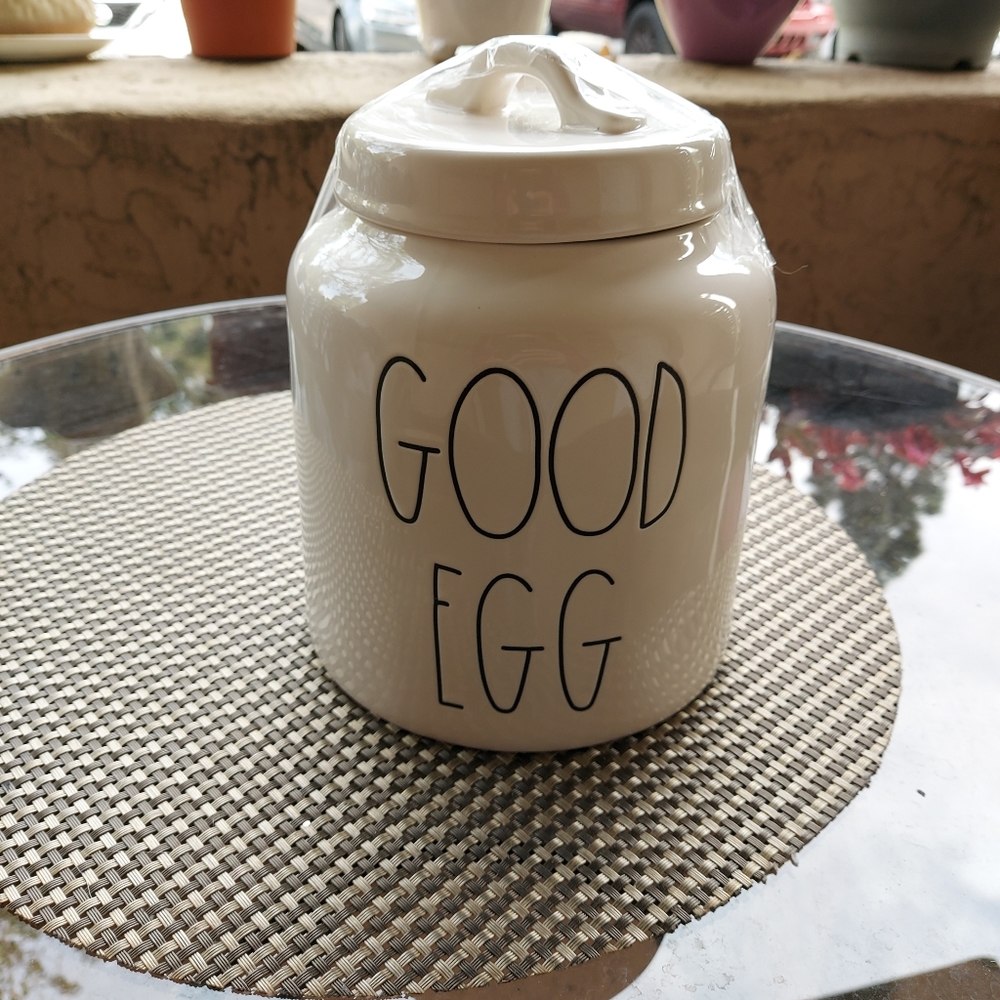 Rae Dunn good egg cookie jar